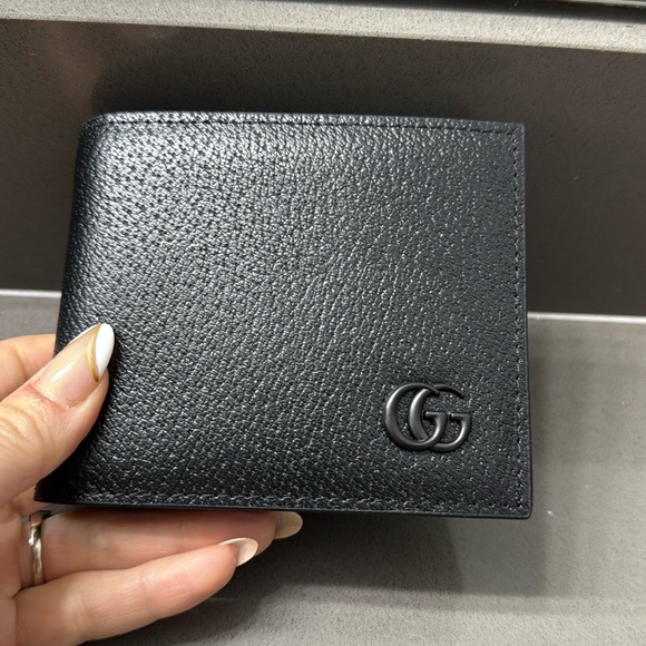 Men’s GG MARMONT BI-FOLD CARD CASE WALLET in Black - Picture 1 of 8